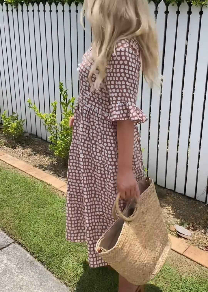 Nicola - Vestido midi com mangas curtas