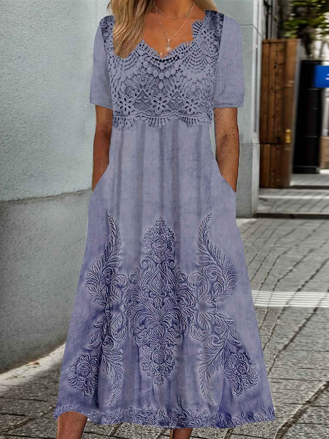 INDIGO | ELEGANTE VESTIDO MIDI DE FLORES