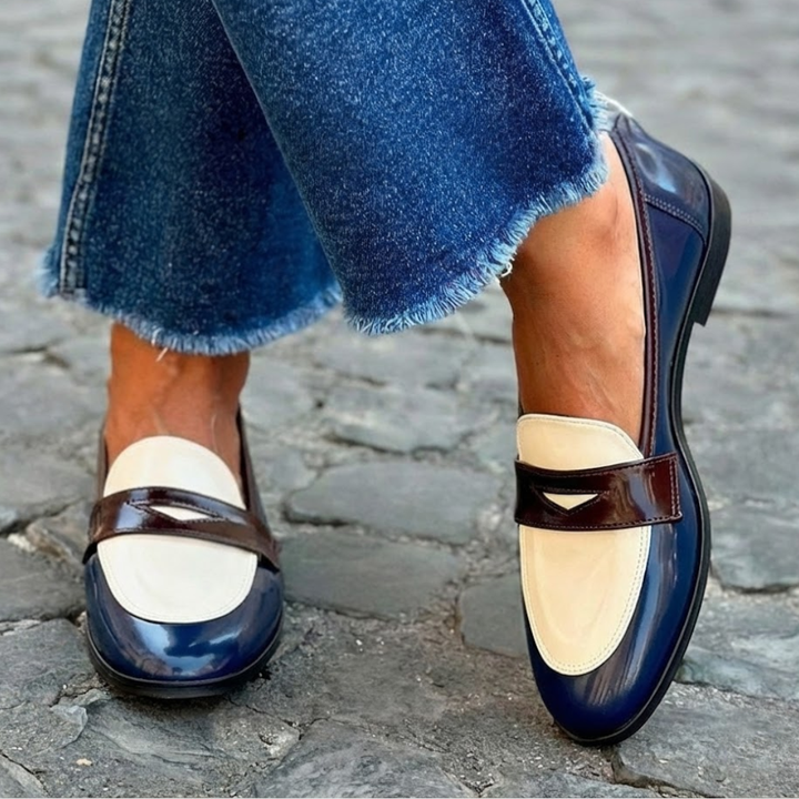Claudia™ | Sapatos Mocassim em Contraste