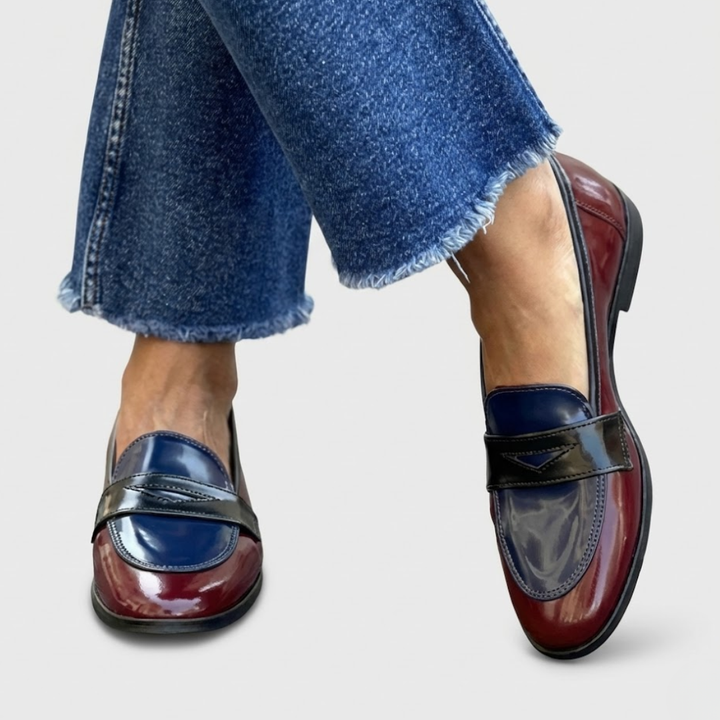 Claudia™ | Sapatos Mocassim em Contraste