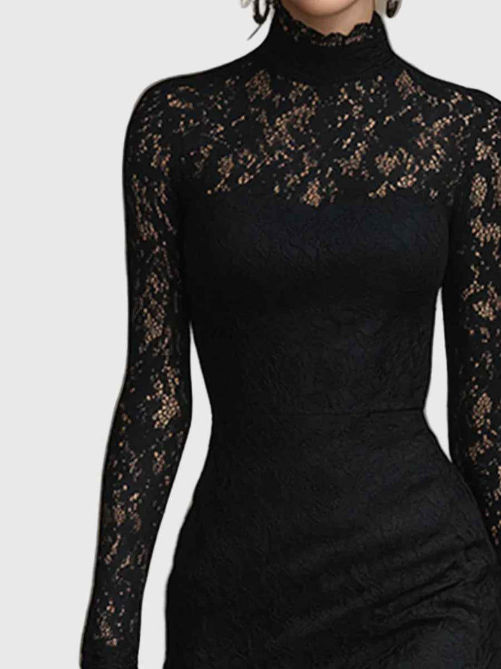 Monica | Maxijurk com Elegante Acabamento em Renda e Sílaba Largada