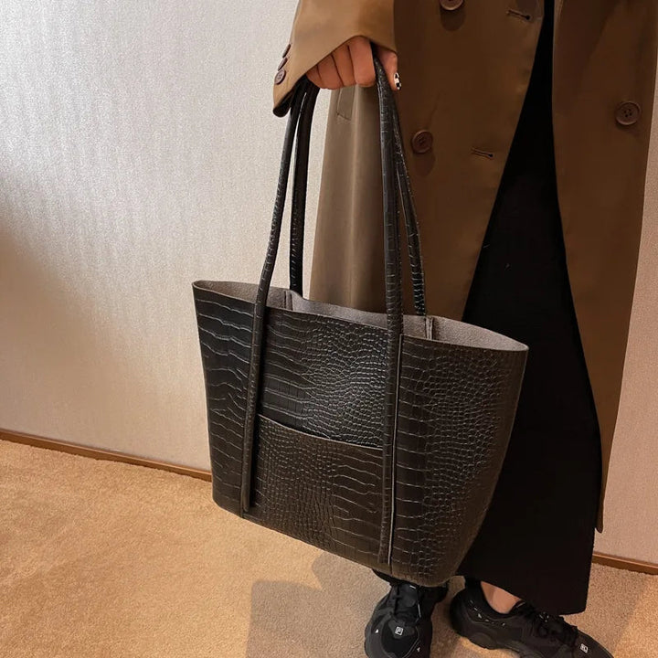 Christina™ | Bolsa de ombro refinada
