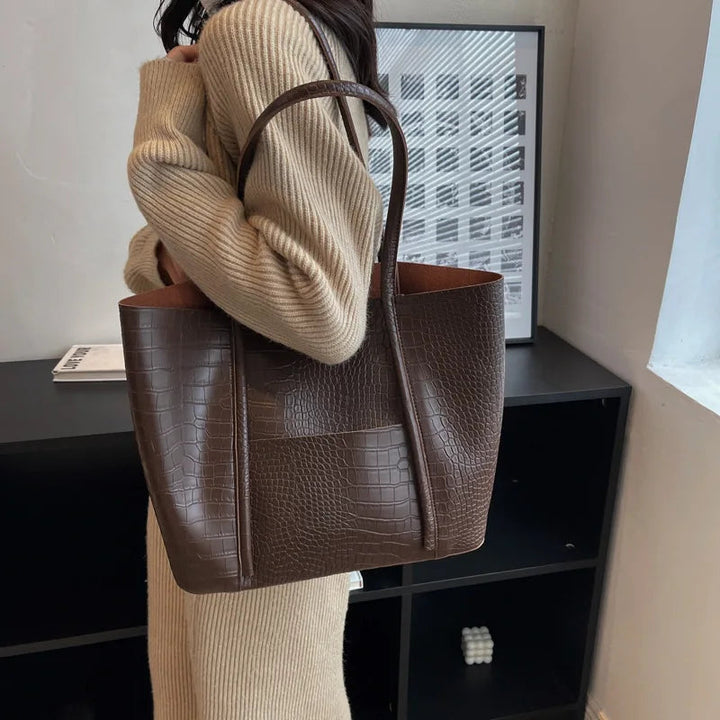 Christina™ | Bolsa de ombro refinada