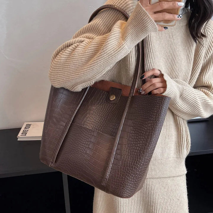 Christina™ | Bolsa de ombro refinada