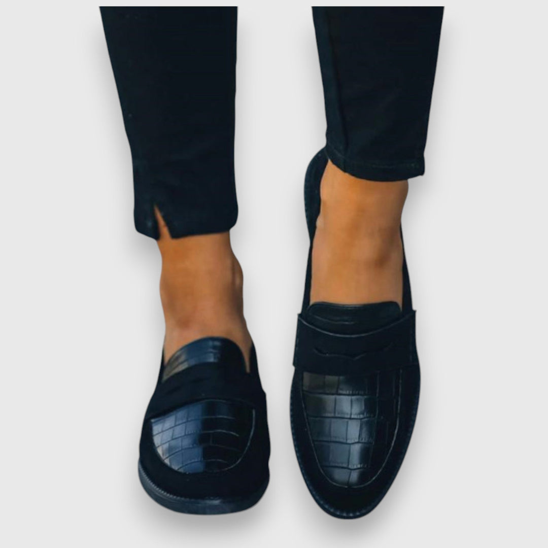 Sara™ | Elegante Mocassim