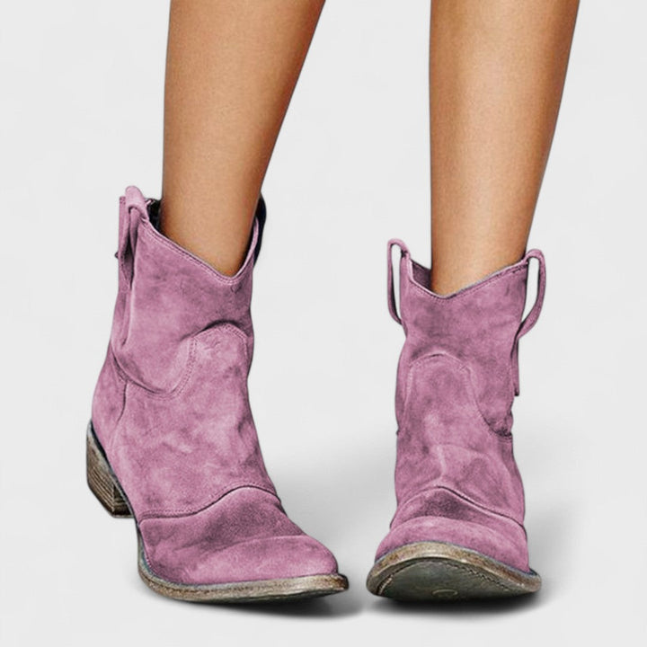 Carlotta - Botins elegantes e intemporais