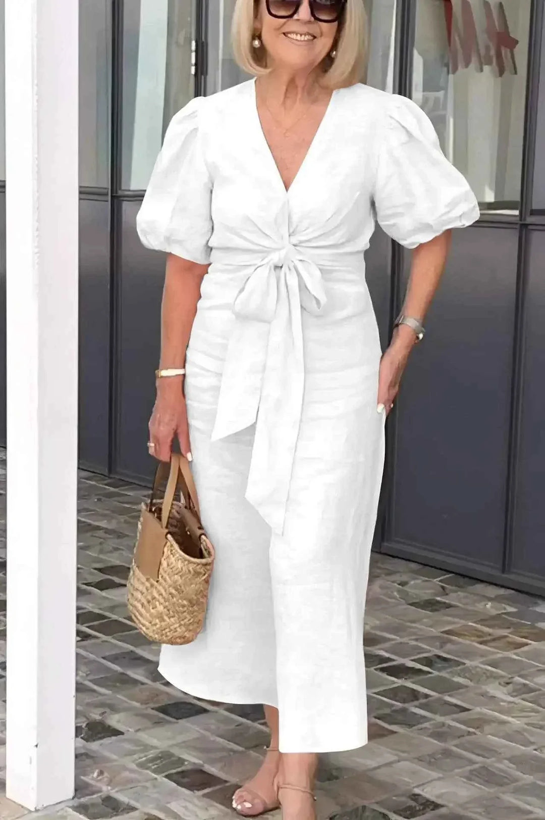 LYNORA | VESTIDO MIDI ELEGANTE COM DECOTE EM V