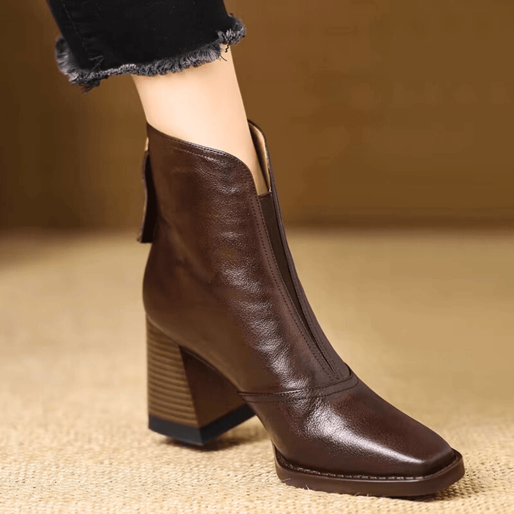 Claudia | Botins de luxo com salto médio